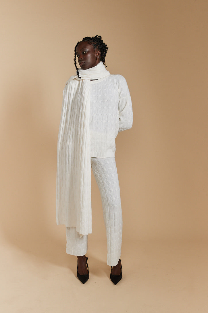 CABLE KNIT PANT