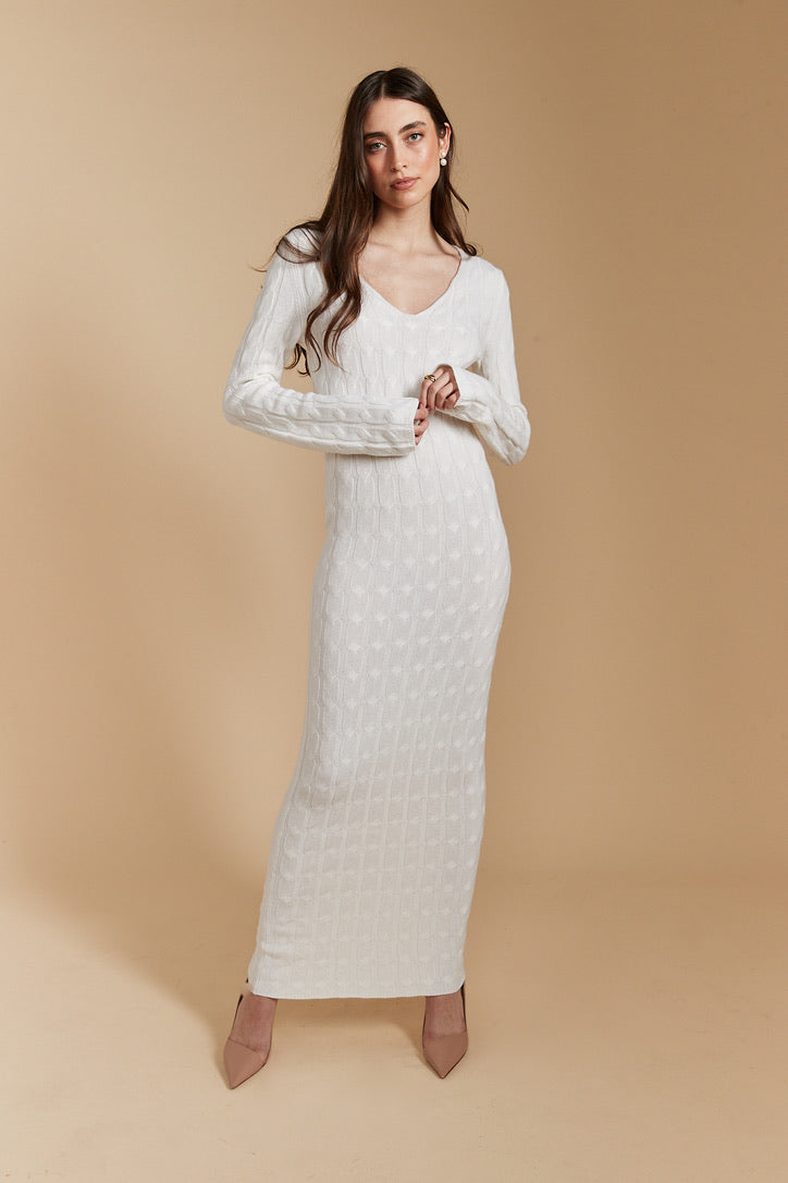 CABLE KNIT GOWN